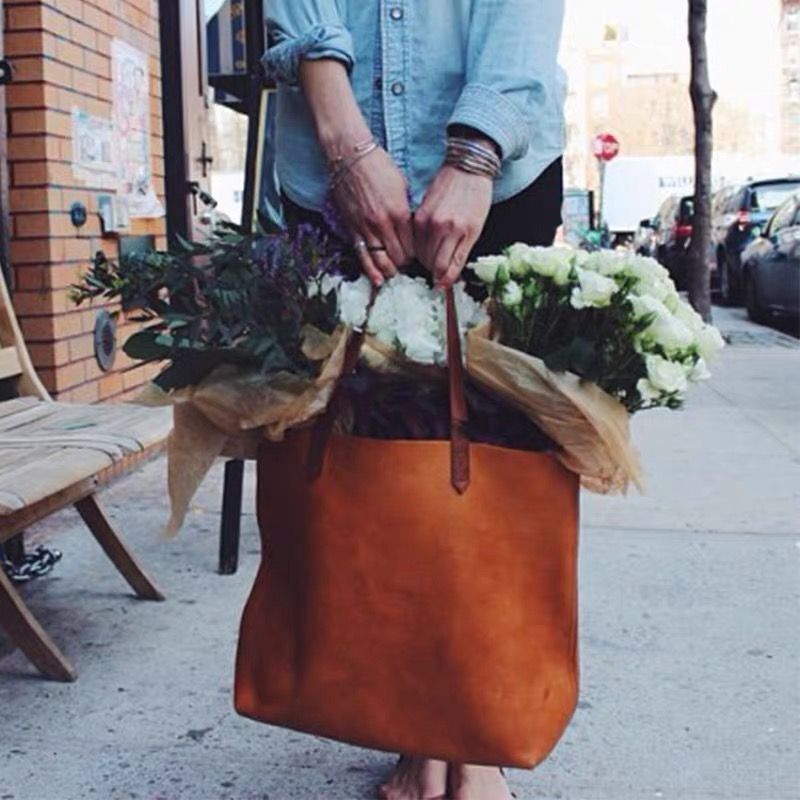 Women's Large Saddle Brown Top Layer Cowhide Tote Bag