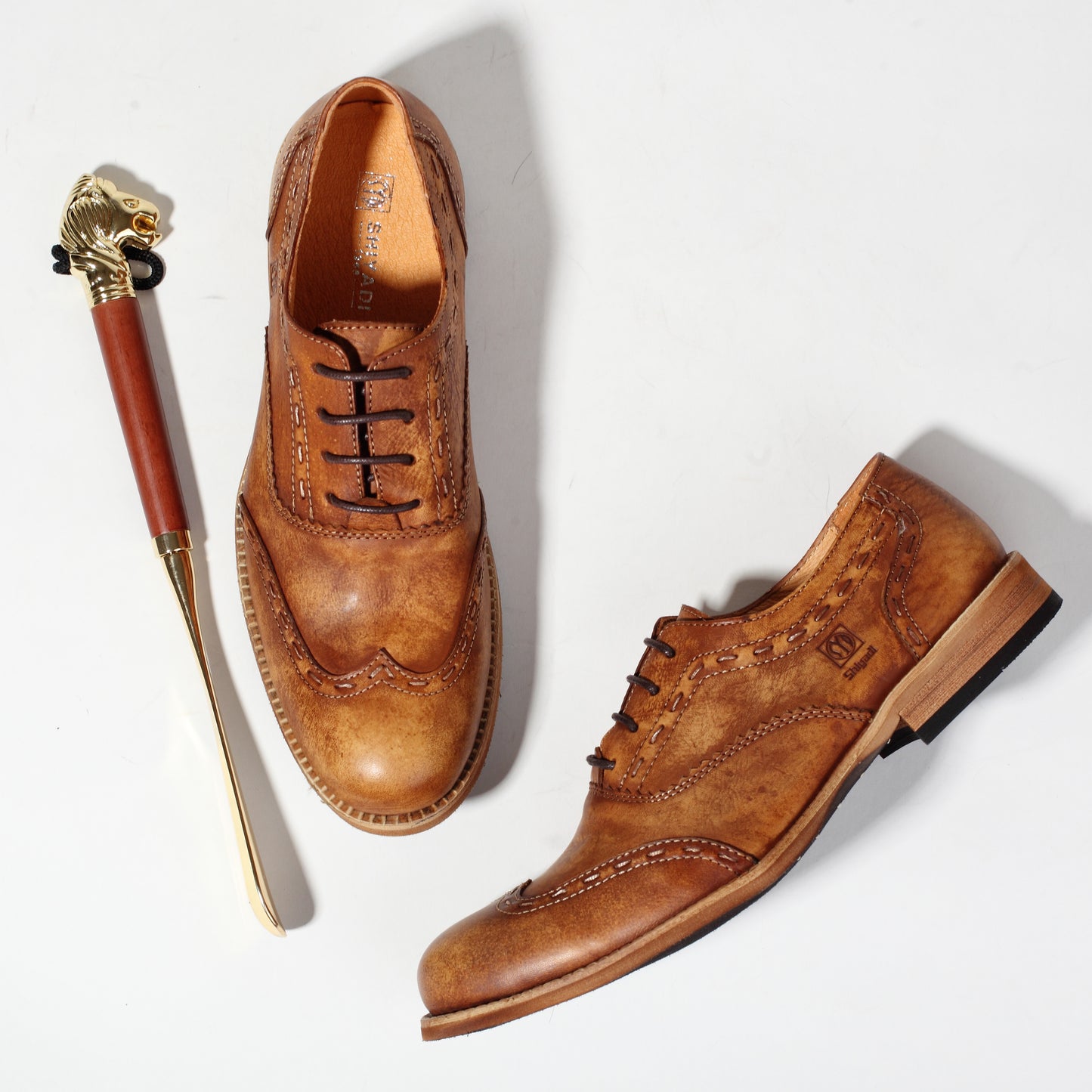 Retro Brogue Men's Leather Shoes, Carved, Light/Dark Brown