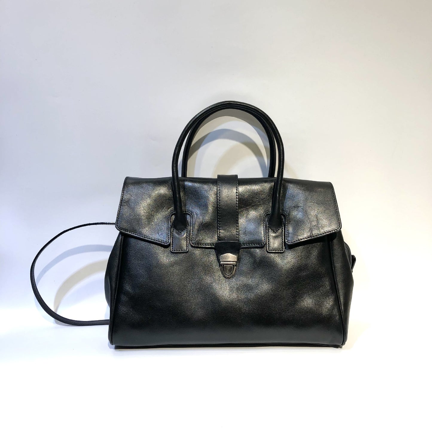 Vintage Handmade Vegetable Tanned Cowhide Oval Bag