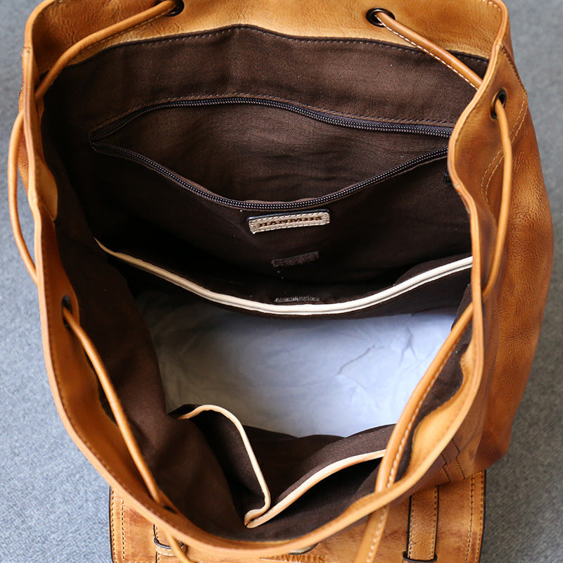 Retro Large Capacity Cowhide Men's Backpack