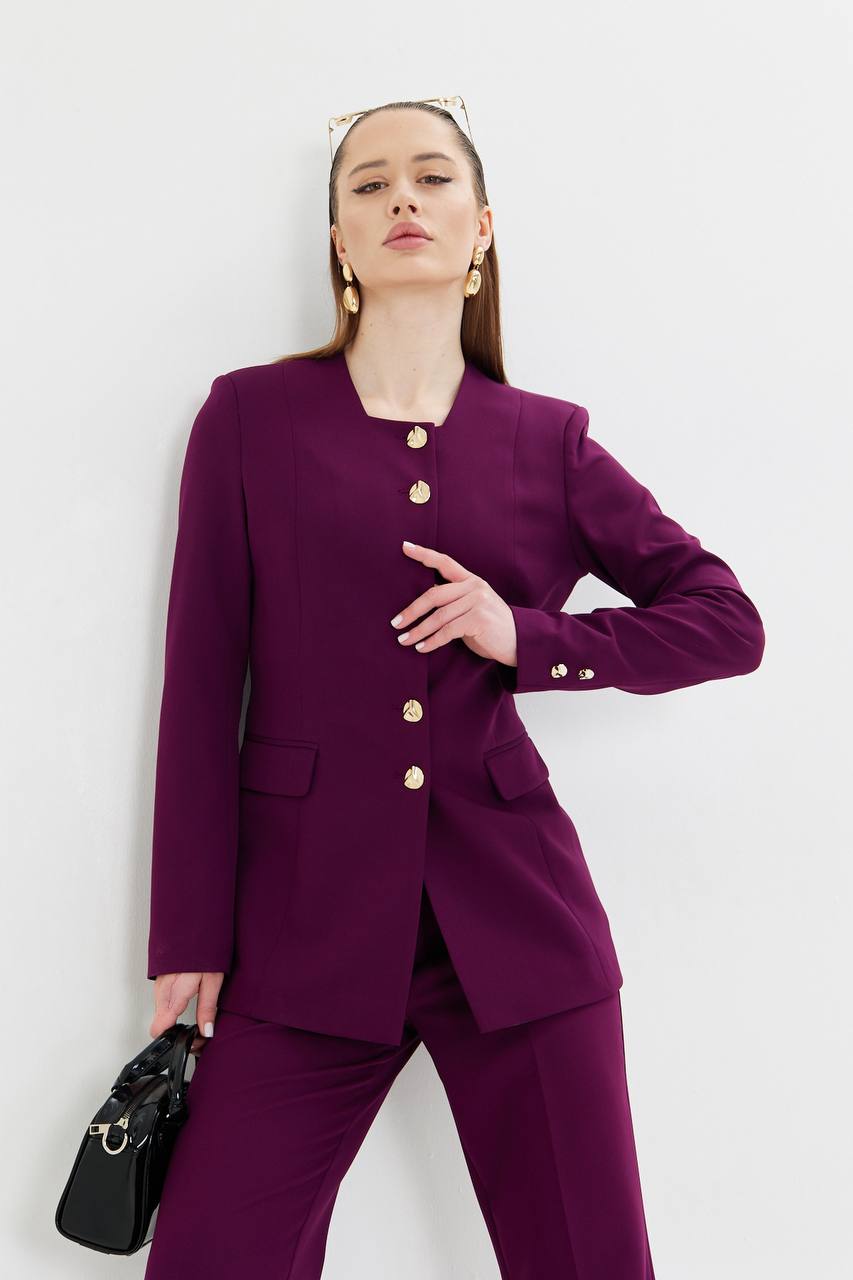 SuitLegacy Gold Buttoned Square Collar Women Suit