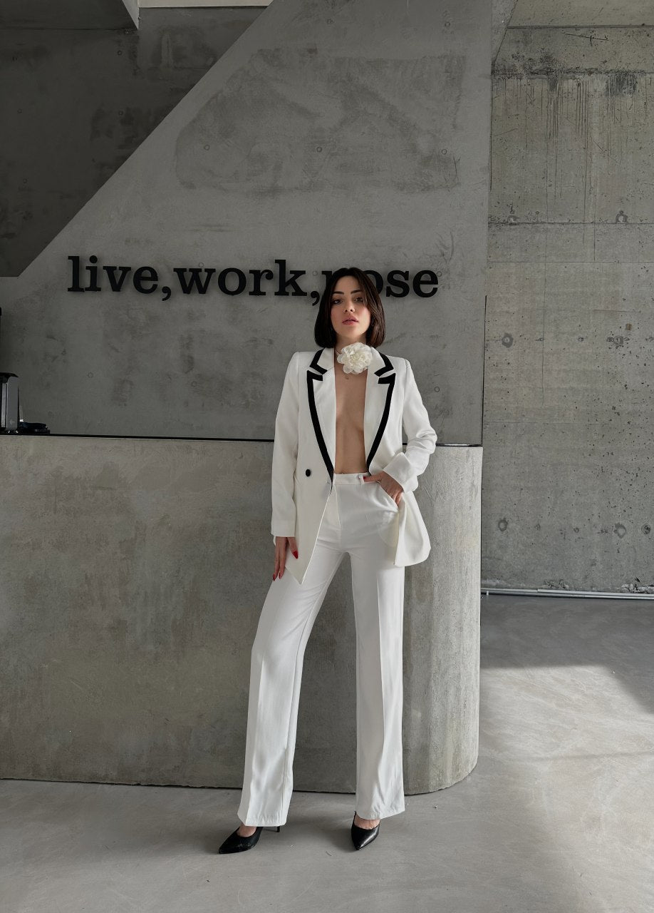 SuitLegacy Women’s White Suit with Contrast Black Lapels