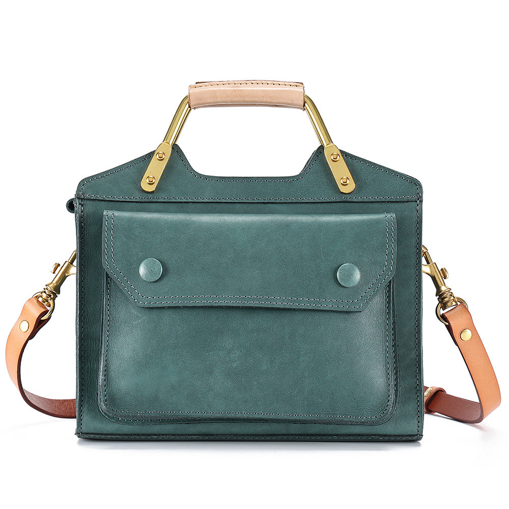 Fashionable Women's Retro Messenger Bag with Metal Accent