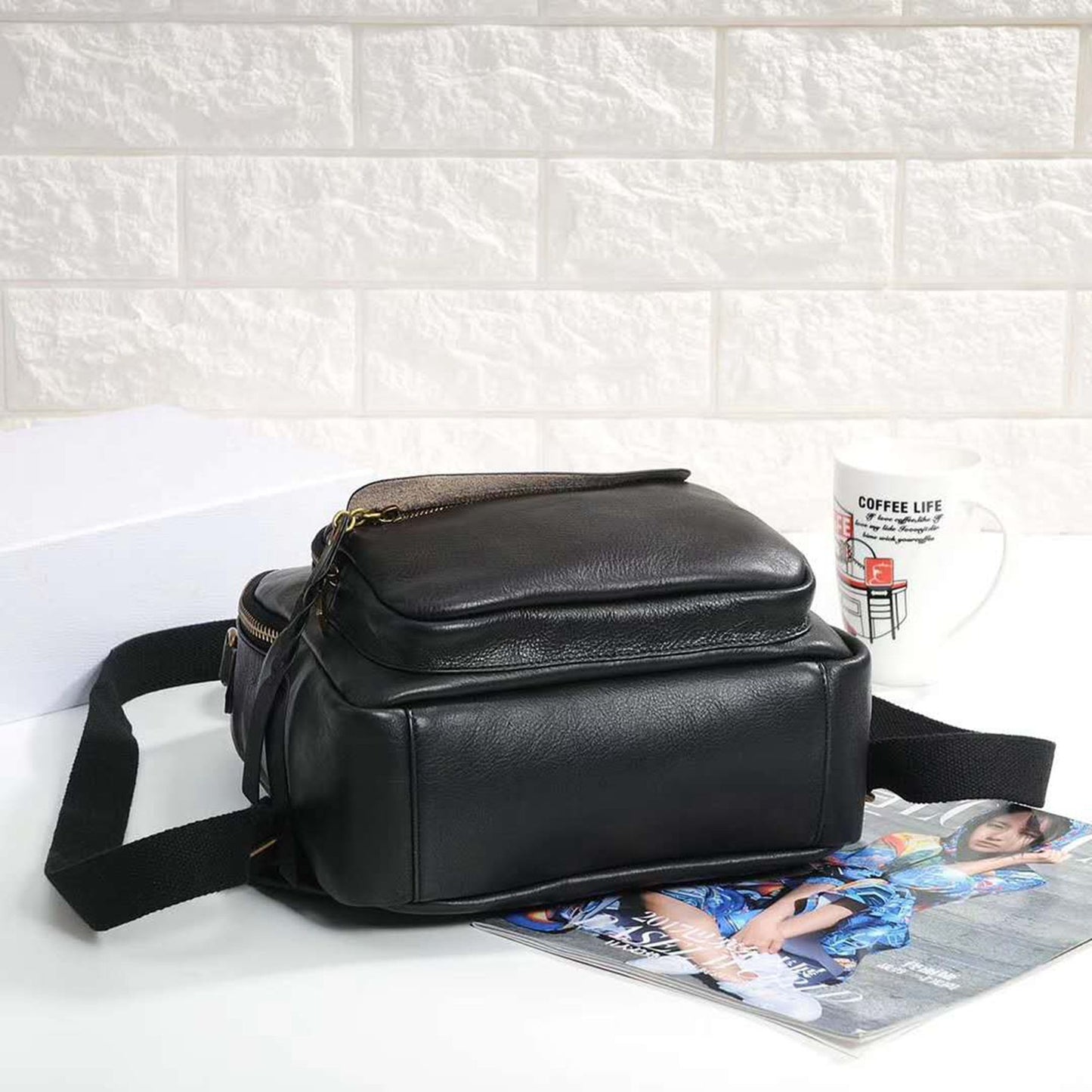 Retro Soft Two-Layer Cowhide Leather Backpack