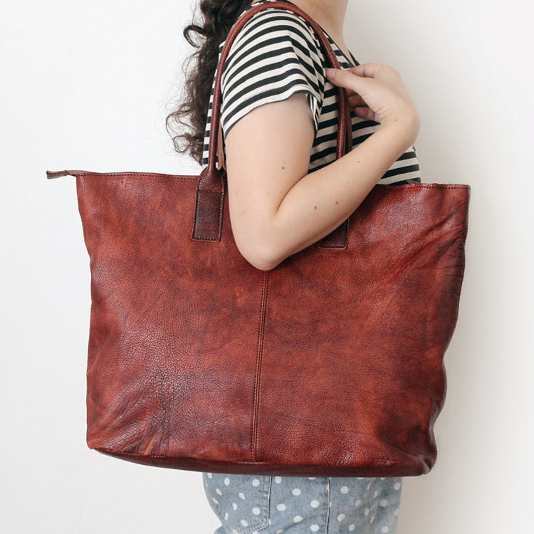 Women’s Large Cowhide Shoulder Bag - Brown