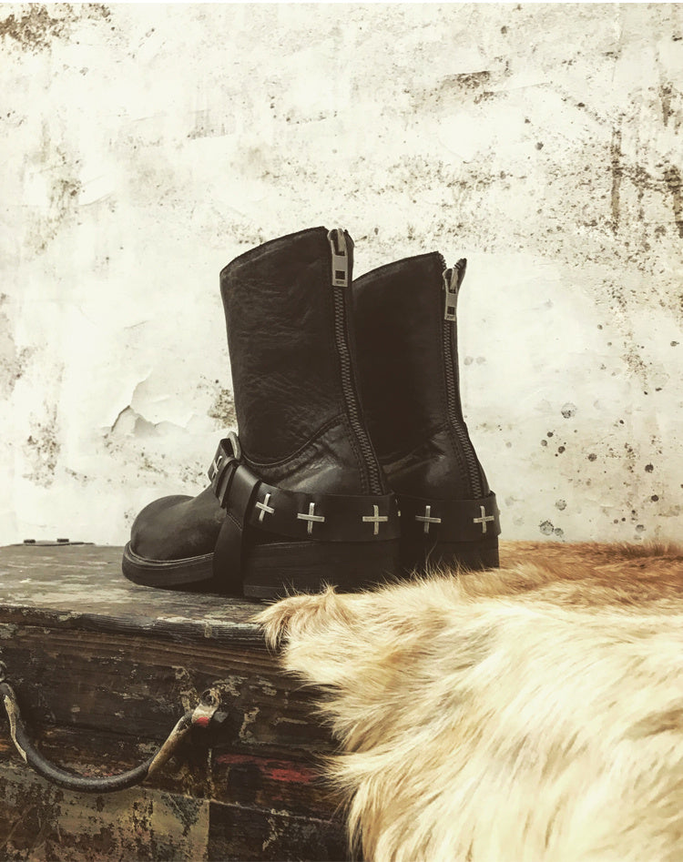 Rivet Black Punk Martin Boots with Thick Sole Zipper