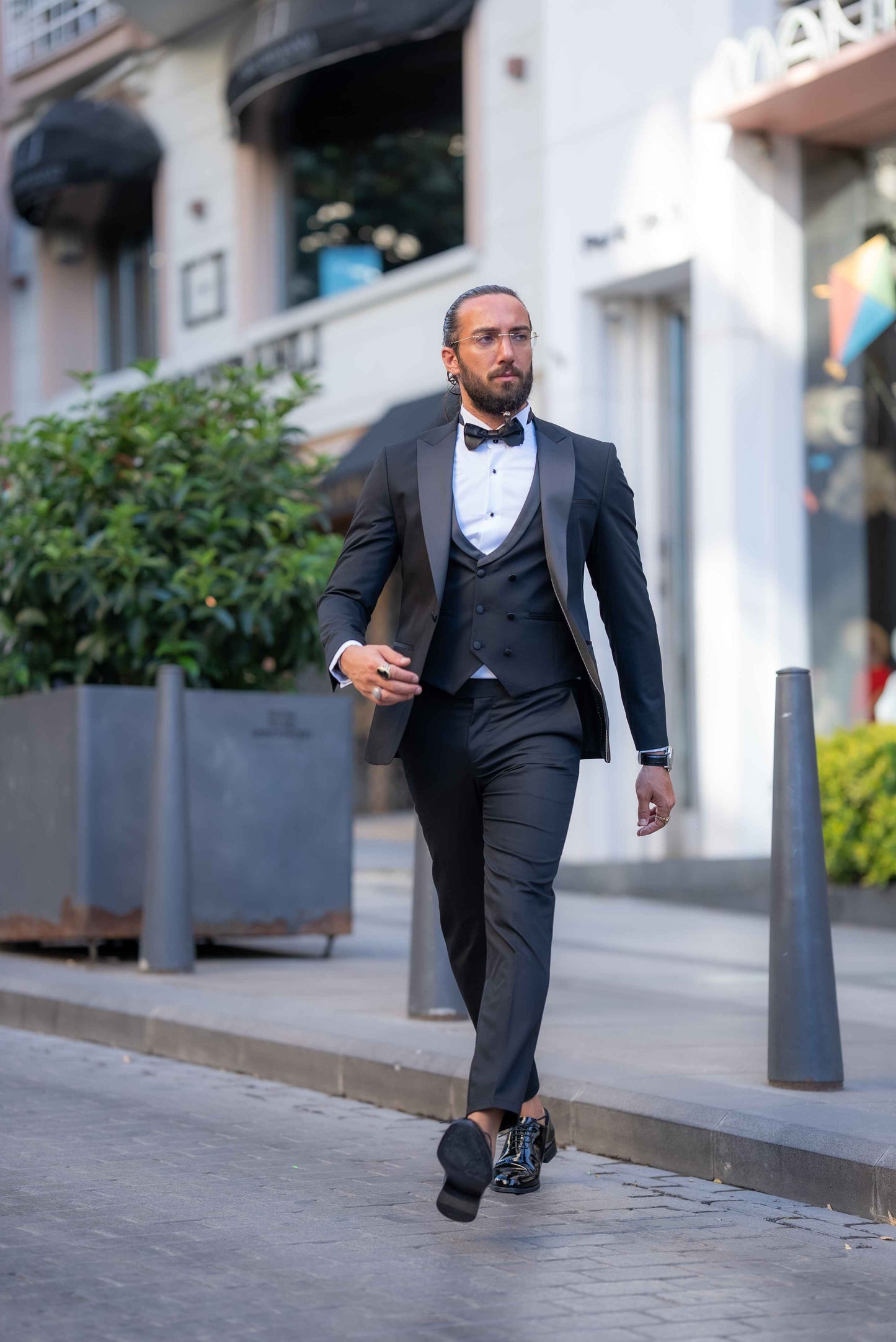 Obsidian Peak Lapel Tuxedo