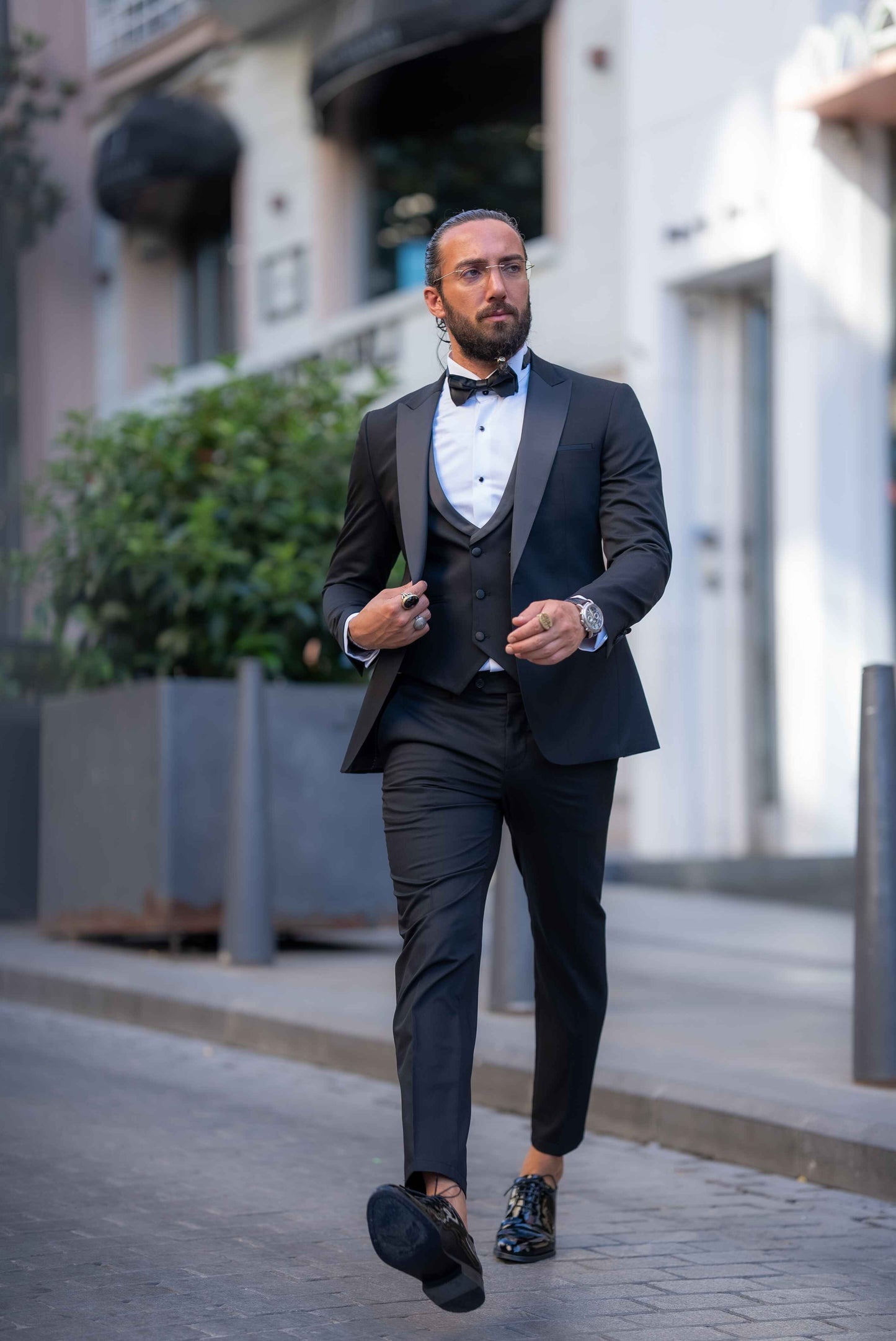 Obsidian Peak Lapel Tuxedo