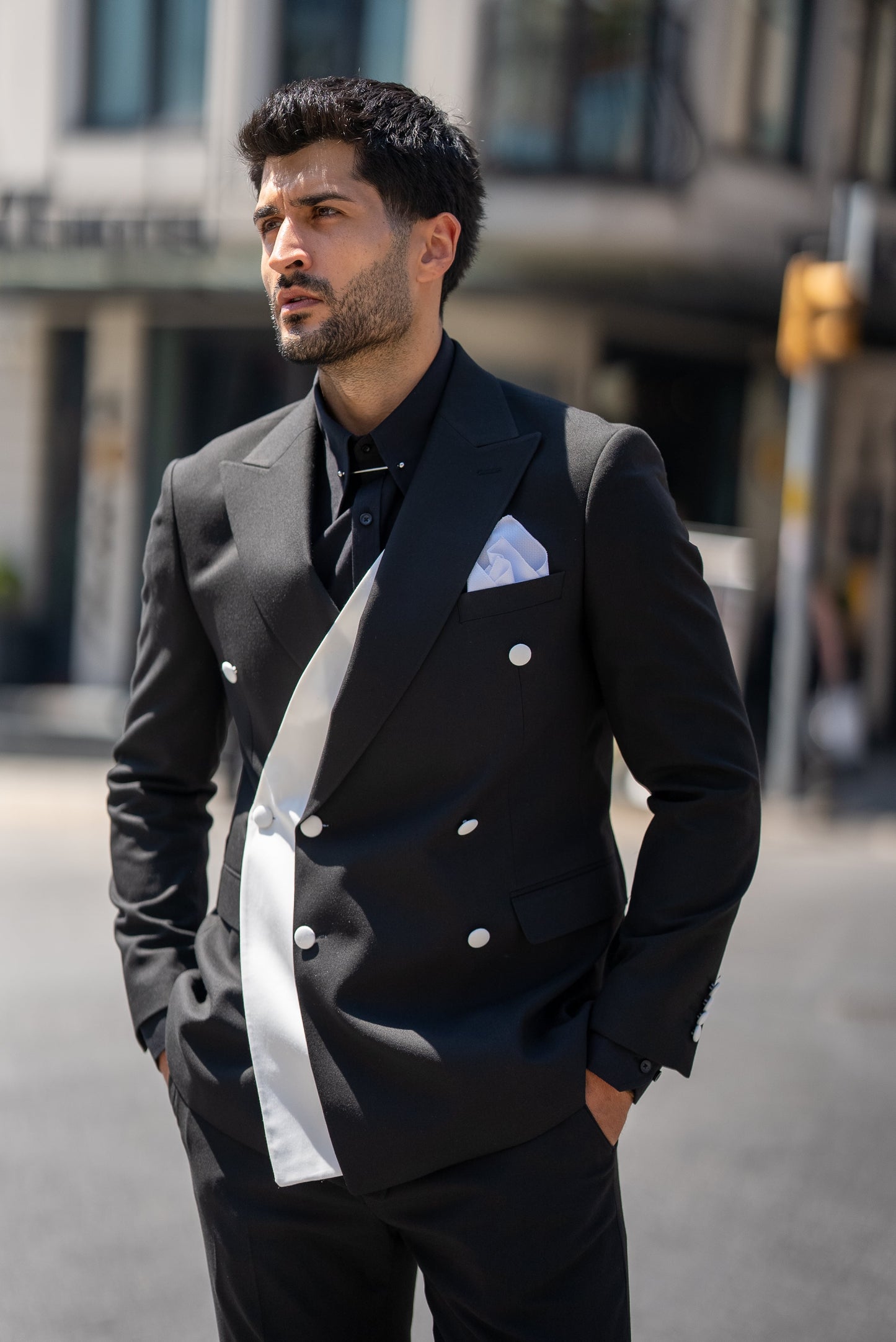 Luxury Black Men’s Special Design Suit with White Detailing