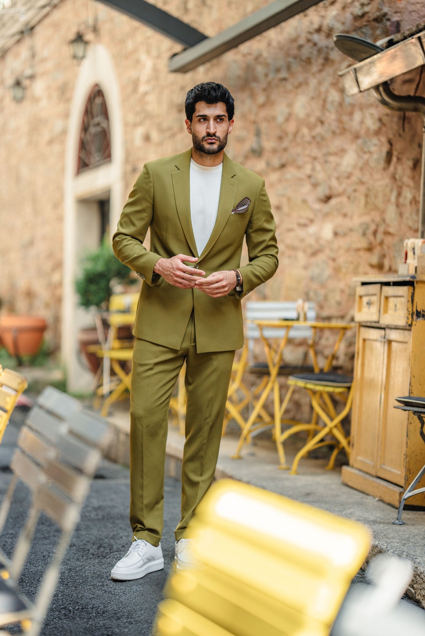 Luxury Green Men’s Special Design Suit with Chain Detailing