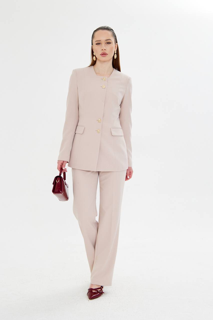 SuitLegacy Gold Buttoned Square Collar Women Suit