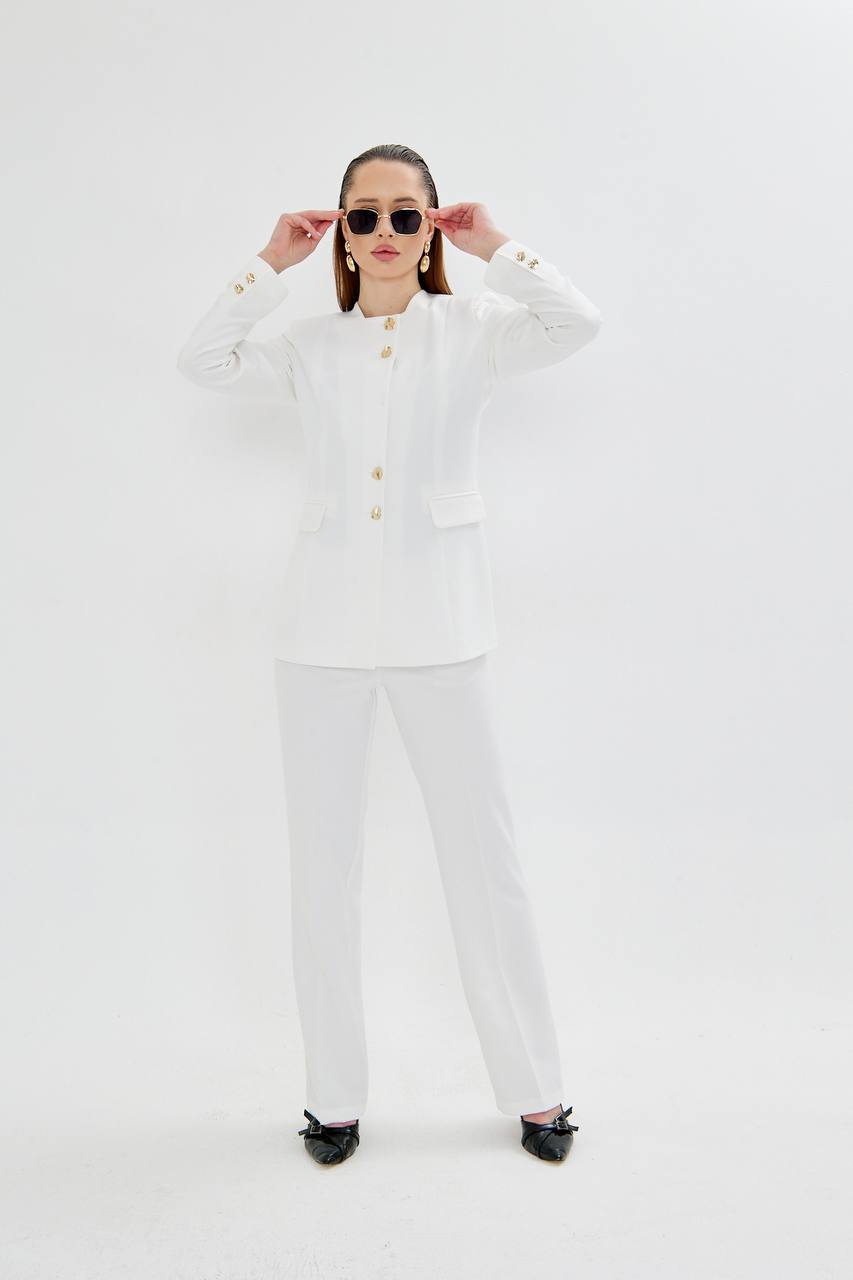 SuitLegacy Gold Buttoned Square Collar Women Suit