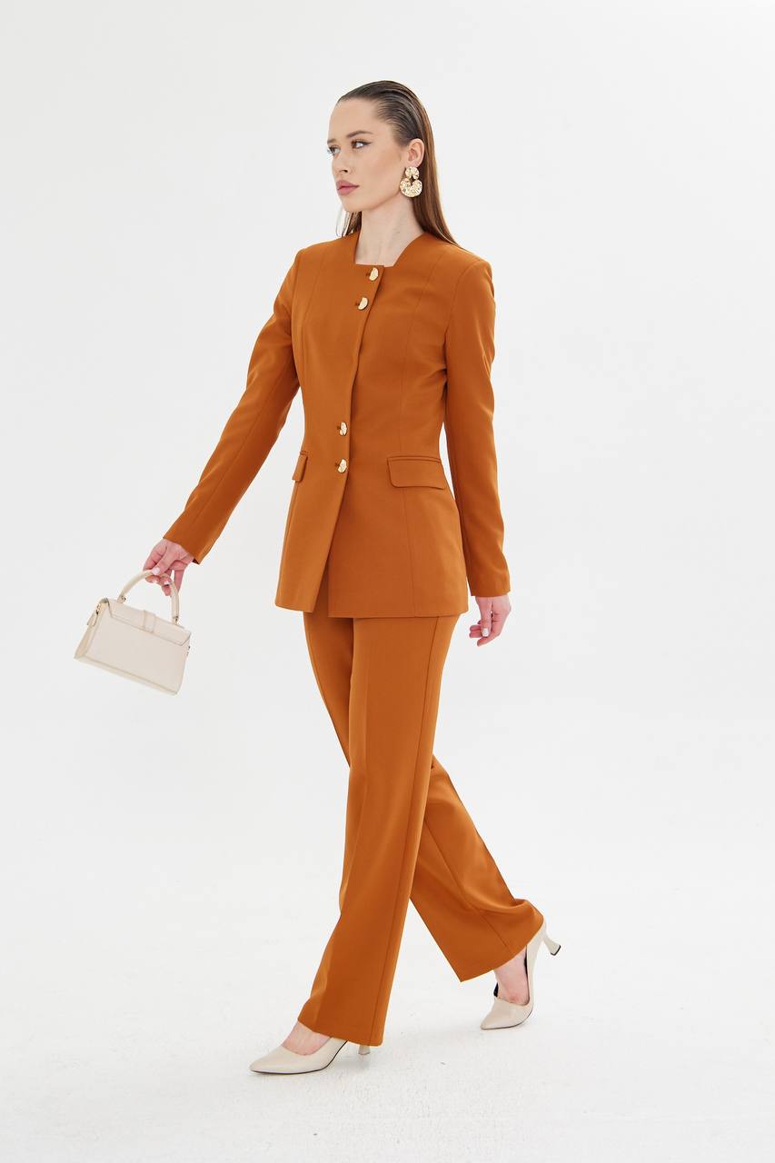 SuitLegacy Gold Buttoned Square Collar Women Suit
