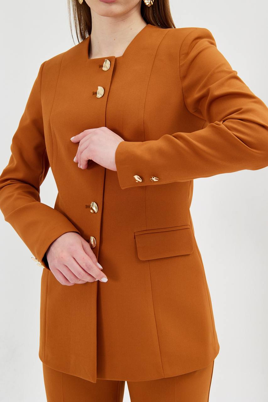 SuitLegacy Gold Buttoned Square Collar Women Suit