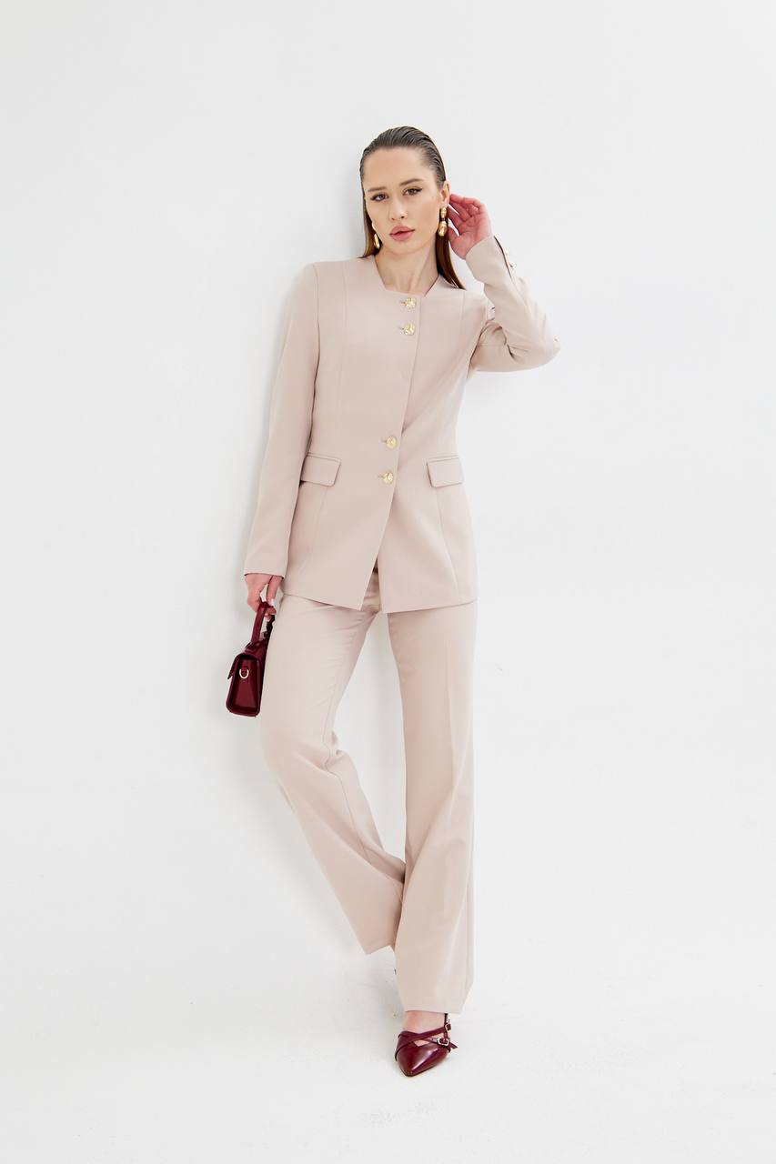 SuitLegacy Gold Buttoned Square Collar Women Suit