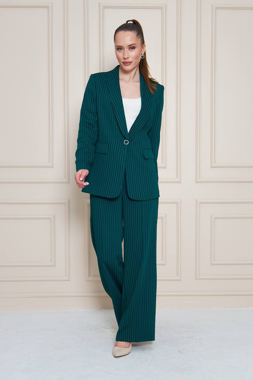 SuitLegacy Women’s Dark Green Shawl Collar Striped Crepe Suit