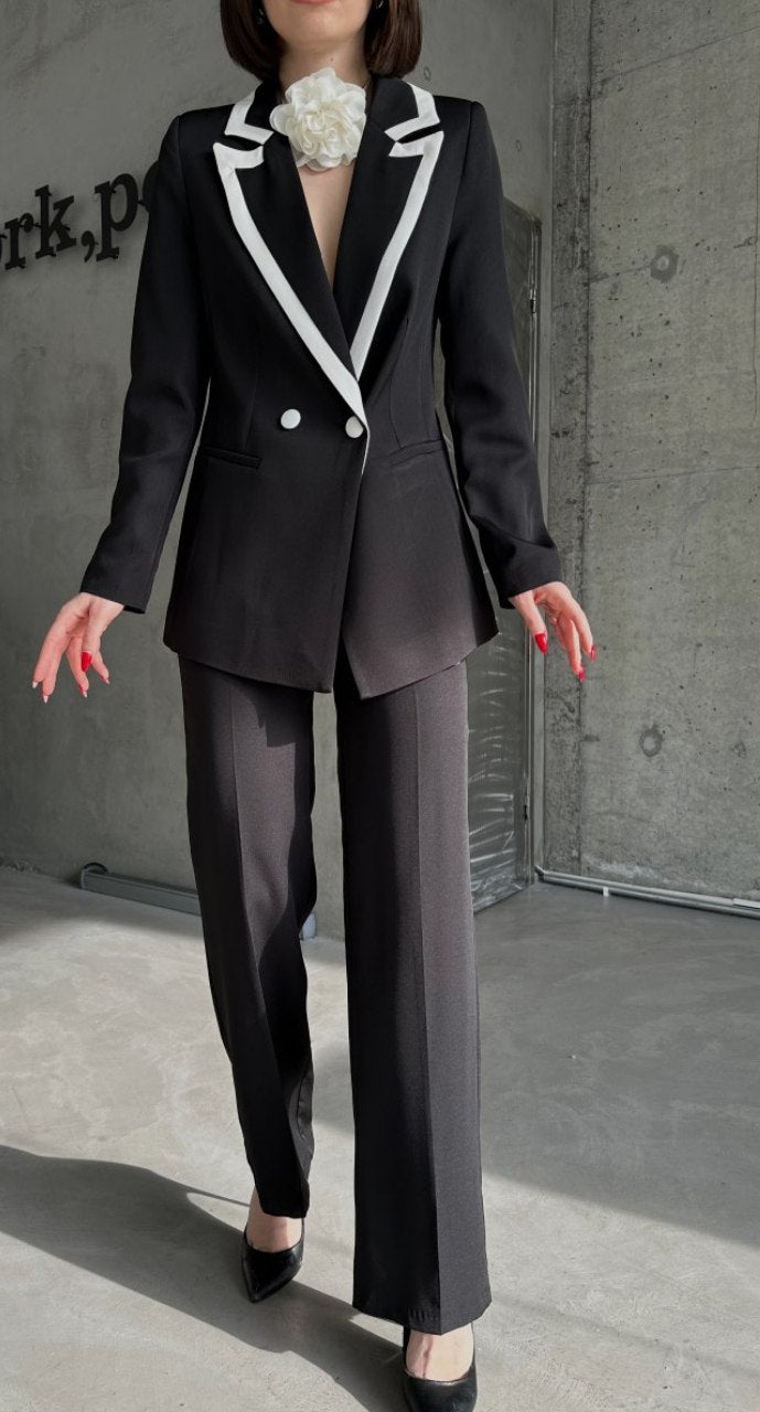 SuitLegacy Women's Black Suit with Contrast White Lapels