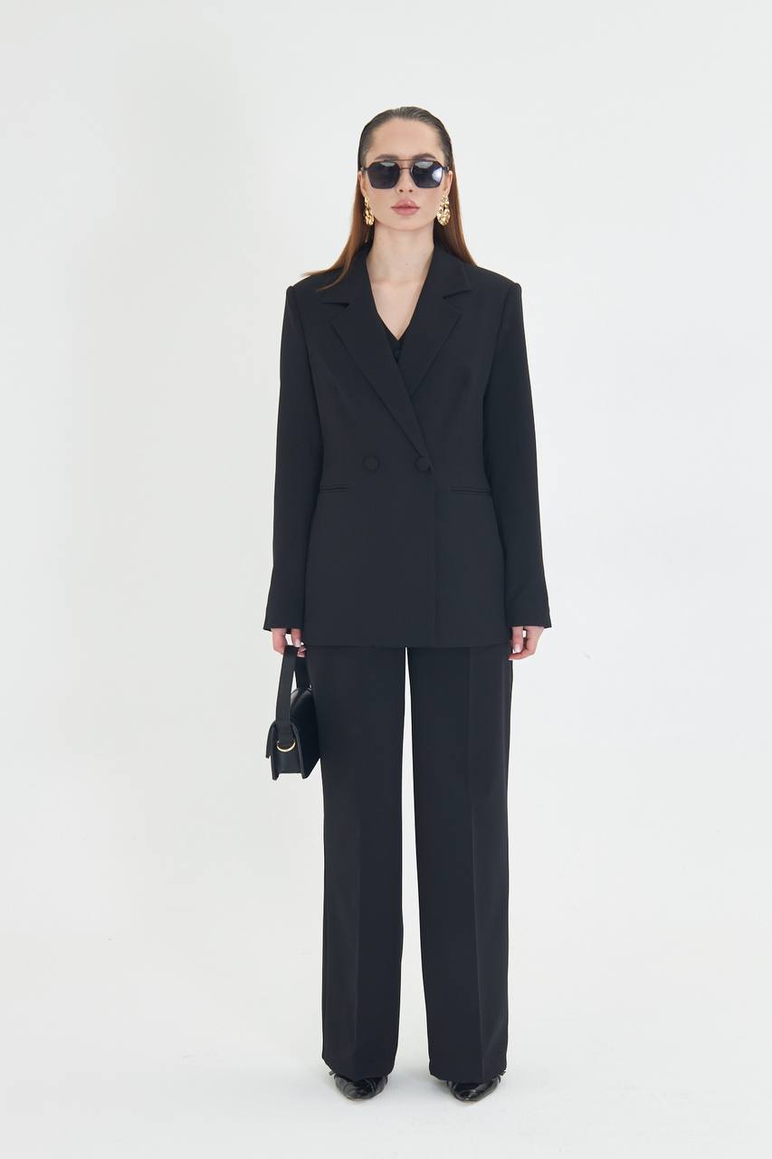 Women’s Pantsuit – Blazer & Wide-Leg Trousers