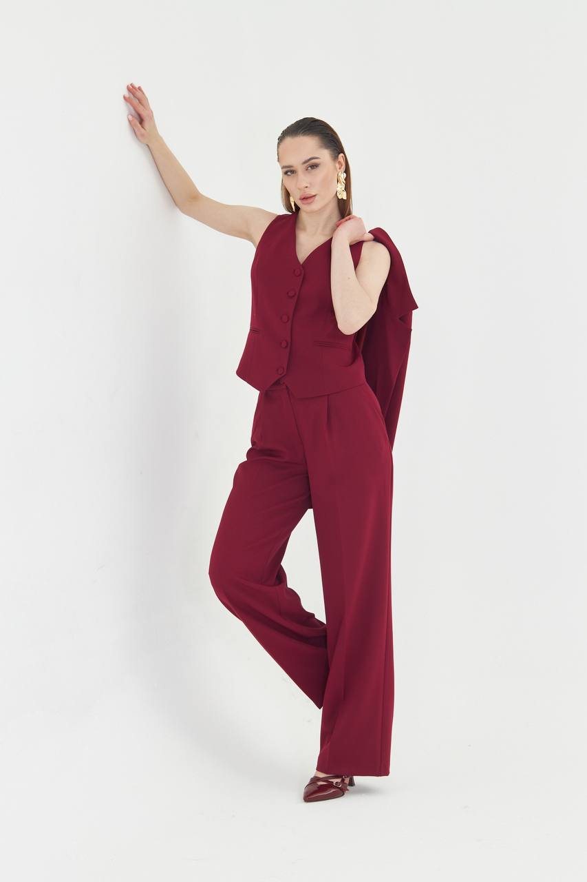 Women’s Pantsuit – Blazer & Wide-Leg Trousers