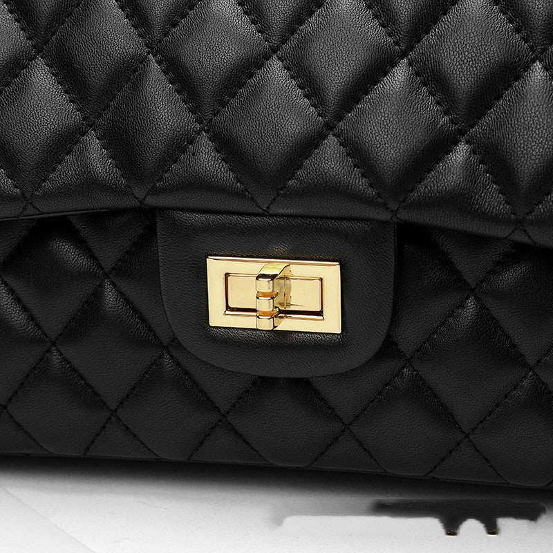 Women’s Black Sheepskin Diamond Chain Shoulder Bag