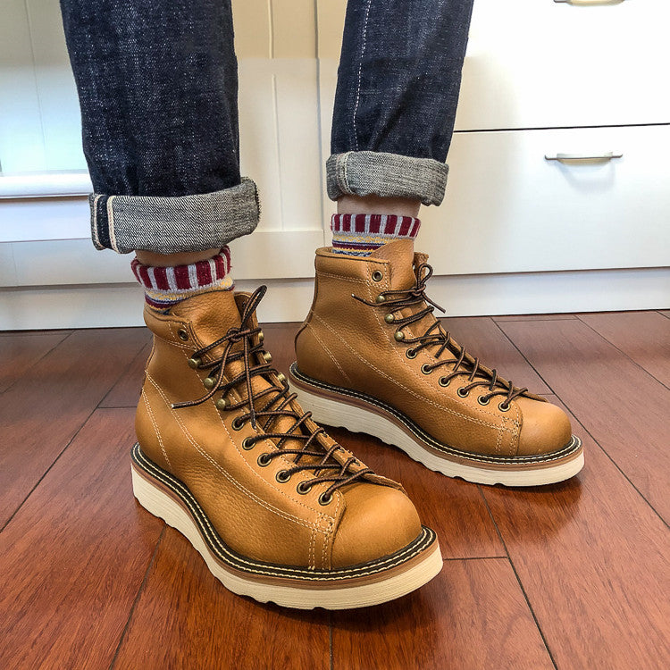 Retro Handmade Cowhide Tooling Couple Short Boots
