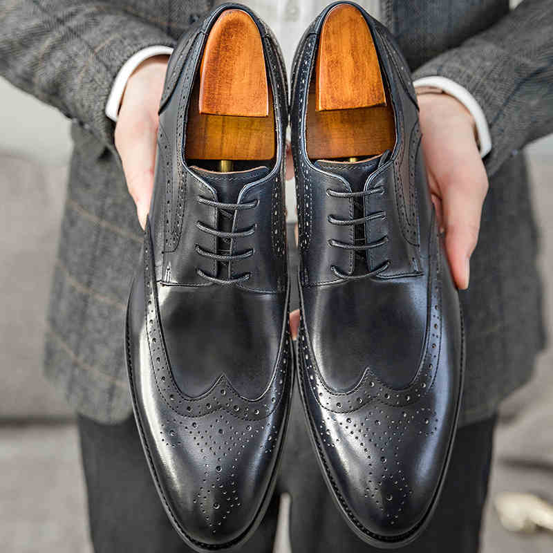 Men's Handmade Cowhide Brogue Leather Shoes, Pointed Toe